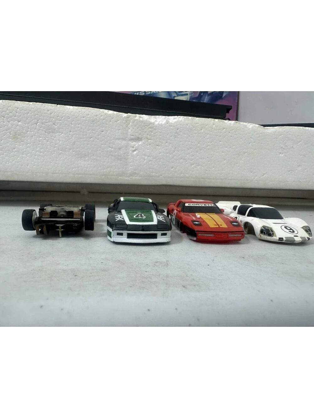 Vintage Aurora AFX Tomy Thunderloop Thriller Slot Car Track Set Boxed w/ 5 Cars